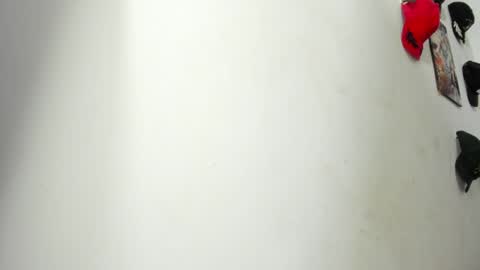 Rihanna hotx online show from April 2, 2026, 3:15 am