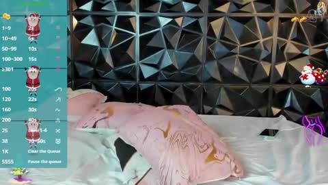 Snapshot of rihannagil chatting on December 18, 2024, 11:30 pm rihanna online show from December 18, 2024, 11:30 pm