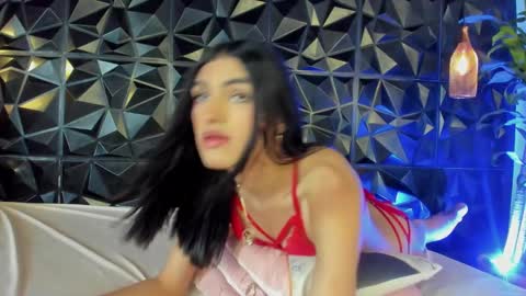 Snapshot of rihannagil chatting on January 4, 2025, 9:20 pm rihanna online show from January 4, 2025, 9:20 pm