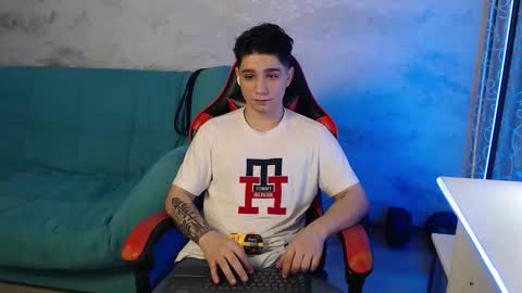 Snapshot of rik_and chatting on November 22, 2025, 12:42 am Rick online show from November 22, 2025, 12:42 am