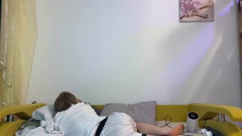 Snapshot of rik_smit chatting on June 11, 2026, 9:35 pm Rik online show from June 11, 2026, 9:35 pm