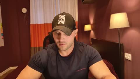 Snapshot of rikadler chatting on February 18, 2026, 2:40 am rikadler online show from February 18, 2026, 2:40 am