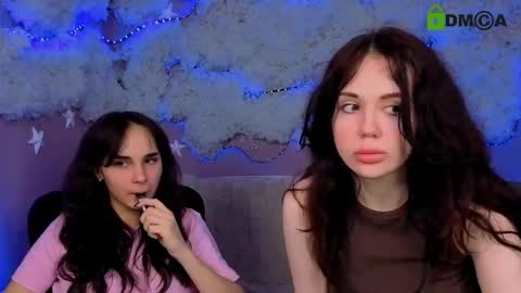 Meow online show from May 19, 2026, 1:56 am