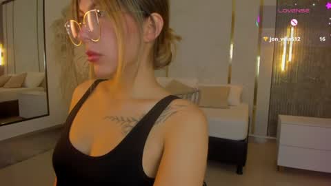 Riley Sierra online show from June 9, 2026, 1:23 pm