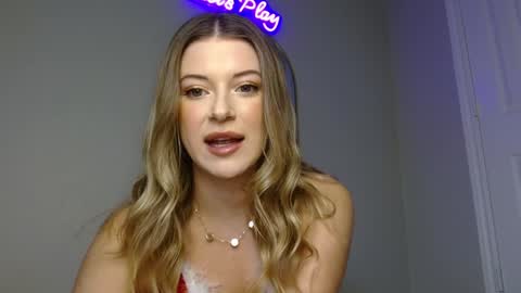 Snapshot of rileydepp chatting on December 10, 2024, 10:47 pm riley depp online show from December 10, 2024, 10:47 pm