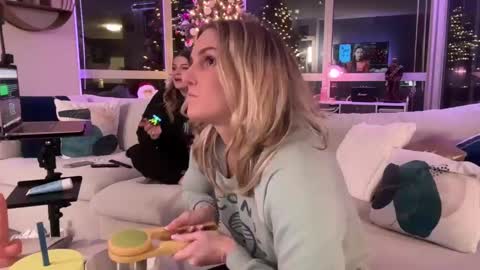 Snapshot of rileydepp chatting on February 3, 2025, 12:04 am riley depp online show from February 3, 2025, 12:04 am