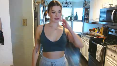 Snapshot of rileydepp chatting on March 4, 2025, 9:32 pm riley depp online show from March 4, 2025, 9:32 pm