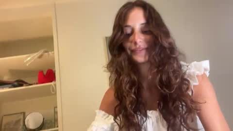 Riley online show from October 15, 2025, 5:02 pm