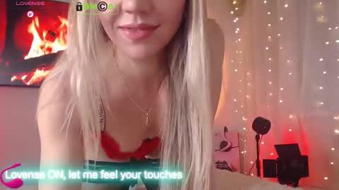 Snapshot of rina_asty chatting on October 27, 2025, 9:08 pm Rina Asty online show from October 27, 2025, 9:08 pm