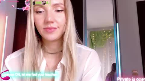 Snapshot of rina_asty chatting on November 12, 2025, 7:35 pm Rina Asty online show from November 12, 2025, 7:35 pm