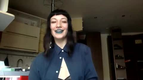 rina_the_great online show from October 11, 2025, 12:58 pm