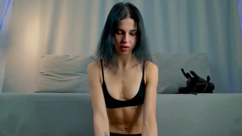 RINA online show from November 10, 2025, 4:44 am