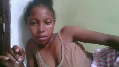 rinah654271 online show from February 10, 2026, 3:16 pm