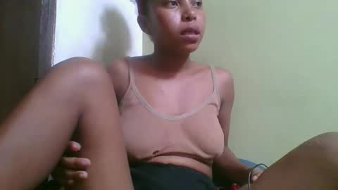 Snapshot of rinah654271 chatting on March 19, 2026, 8:51 am rinah654271 online show from March 19, 2026, 8:51 am