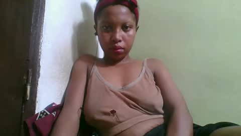 Snapshot of rinah654271 chatting on March 27, 2026, 8:26 am rinah654271 online show from March 27, 2026, 8:26 am