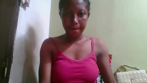 Snapshot of rinah654271 chatting on April 10, 2026, 2:28 am rinah654271 online show from April 10, 2026, 2:28 am