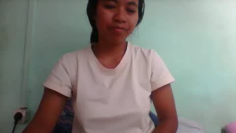 rinah856024 online show from November 25, 2025, 2:44 am