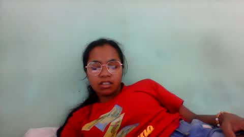 Snapshot of rinah856024 chatting on May 30, 2026, 6:27 pm rinah856024 online show from May 30, 2026, 6:27 pm