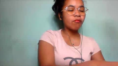 Snapshot of rinah856024 chatting on July 28, 2026, 7:39 pm rinah856024 online show from July 28, 2026, 7:39 pm