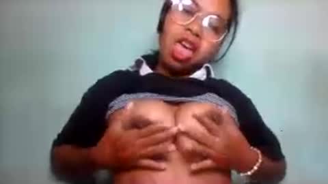 Snapshot of rinah856024 chatting on July 31, 2026, 4:39 pm rinah856024 online show from July 31, 2026, 4:39 pm