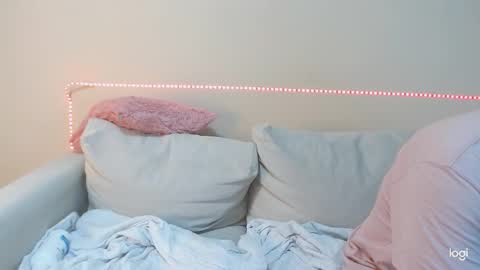 rio_and_sophia online show from March 6, 2025, 11:25 am