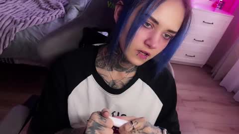   DianaBrite            fansl y online show from March 8, 2025, 1:25 pm