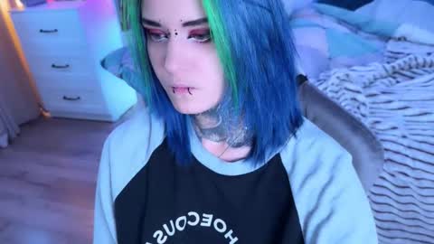   DianaBrite            fansl y online show from September 30, 2025, 12:21 pm