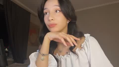 Snapshot of riricaa chatting on April 6, 2026, 10:33 pm riricaa online show from April 6, 2026, 10:33 pm