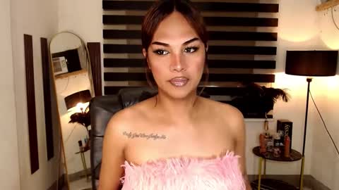 riri online show from March 5, 2025, 6:12 am