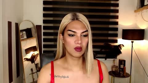 riri online show from March 9, 2025, 3:11 am