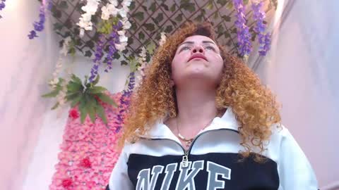 Risitos De Oro online show from May 4, 2026, 11:01 pm