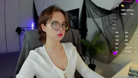 Alice online show from May 5, 2026, 8:28 pm
