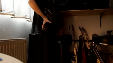 ristopheles online show from April 19, 2026, 5:29 am