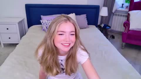 Snapshot of rita__shy chatting on June 9, 2026, 4:18 pm Rita online show from June 9, 2026, 4:18 pm