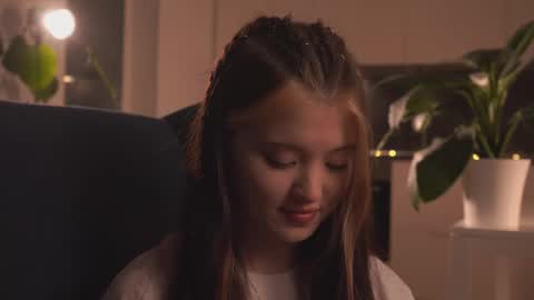 Akemi online show from February 16, 2026, 4:14 pm