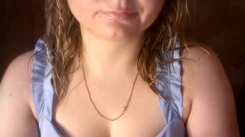 Snapshot of riveramaureen chatting on December 30, 2024, 12:00 am RiveraMaureen online show from December 30, 2024, 12:00 am