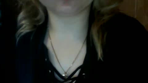 Snapshot of riveramaureen chatting on January 9, 2025, 12:41 pm RiveraMaureen online show from January 9, 2025, 12:41 pm