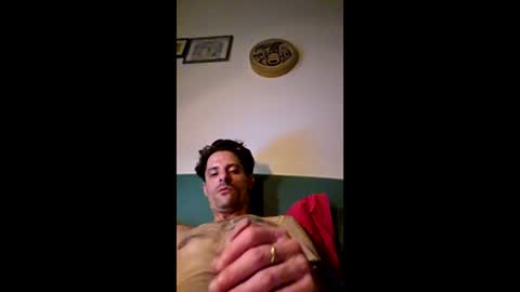 rizzo1980682473 online show from June 8, 2026, 10:32 pm