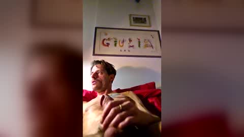 rizzo1980682473 online show from June 14, 2026, 11:51 pm