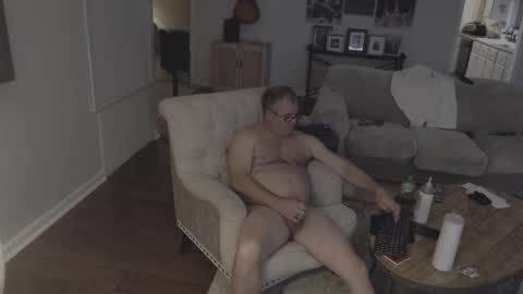 Snapshot of rjkelly6892 chatting on March 31, 2026, 7:09 am rjkelly6892 online show from March 31, 2026, 7:09 am