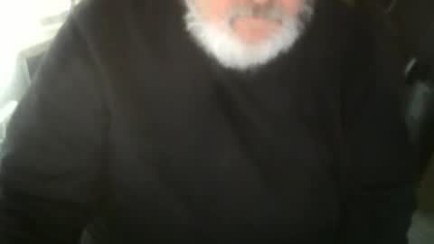 Snapshot of rndmronnie chatting on December 27, 2024, 4:54 pm Ron Rodan online show from December 27, 2024, 4:54 pm