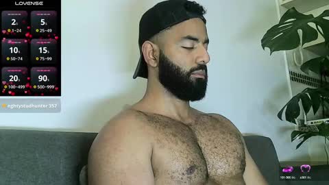 Snapshot of roa32sebas chatting on December 3, 2024, 9:23 pm SebasRoa online show from December 3, 2024, 9:23 pm