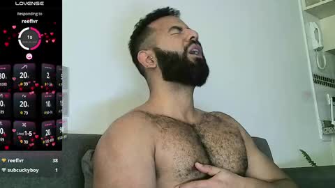 Snapshot of roa32sebas chatting on January 8, 2025, 2:56 pm SebasRoa online show from January 8, 2025, 2:56 pm