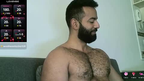 Snapshot of roa32sebas chatting on February 5, 2025, 2:37 pm SebasRoa online show from February 5, 2025, 2:37 pm