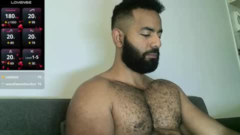 Snapshot of roa32sebas chatting on February 11, 2025, 3:08 pm SebasRoa online show from February 11, 2025, 3:08 pm