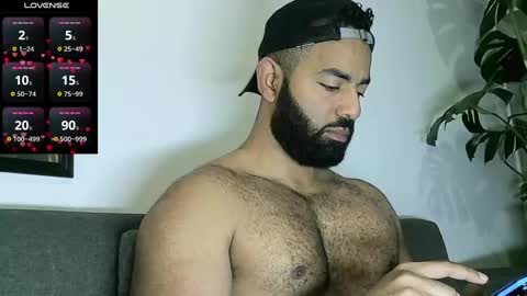 Snapshot of roa32sebas chatting on September 25, 2025, 3:27 pm SebasRoa online show from September 25, 2025, 3:27 pm