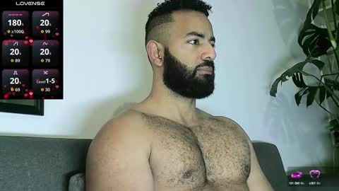 Snapshot of roa32sebas chatting on September 30, 2025, 4:45 pm SebasRoa online show from September 30, 2025, 4:45 pm