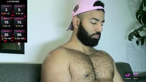 Snapshot of roa32sebas chatting on October 3, 2025, 6:05 pm SebasRoa online show from October 3, 2025, 6:05 pm