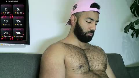 Snapshot of roa32sebas chatting on October 20, 2025, 5:02 pm SebasRoa online show from October 20, 2025, 5:02 pm