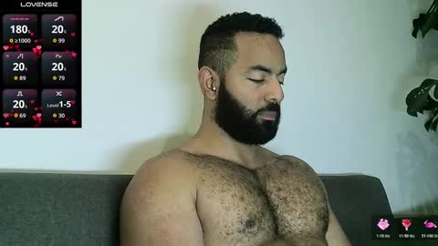 Snapshot of roa32sebas chatting on November 4, 2025, 5:34 pm SebasRoa online show from November 4, 2025, 5:34 pm